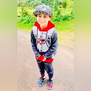 Meet your Posher, Brad